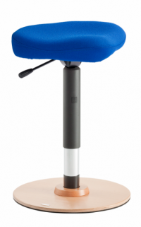 zur Produktbeschreibung Leitnerwipp & Leitnerstabil Ergonomsiche Stehhilfe Leitnerwipp von Leitner Ergomöbel. Fußteller in Buche natur, Sattelsitz